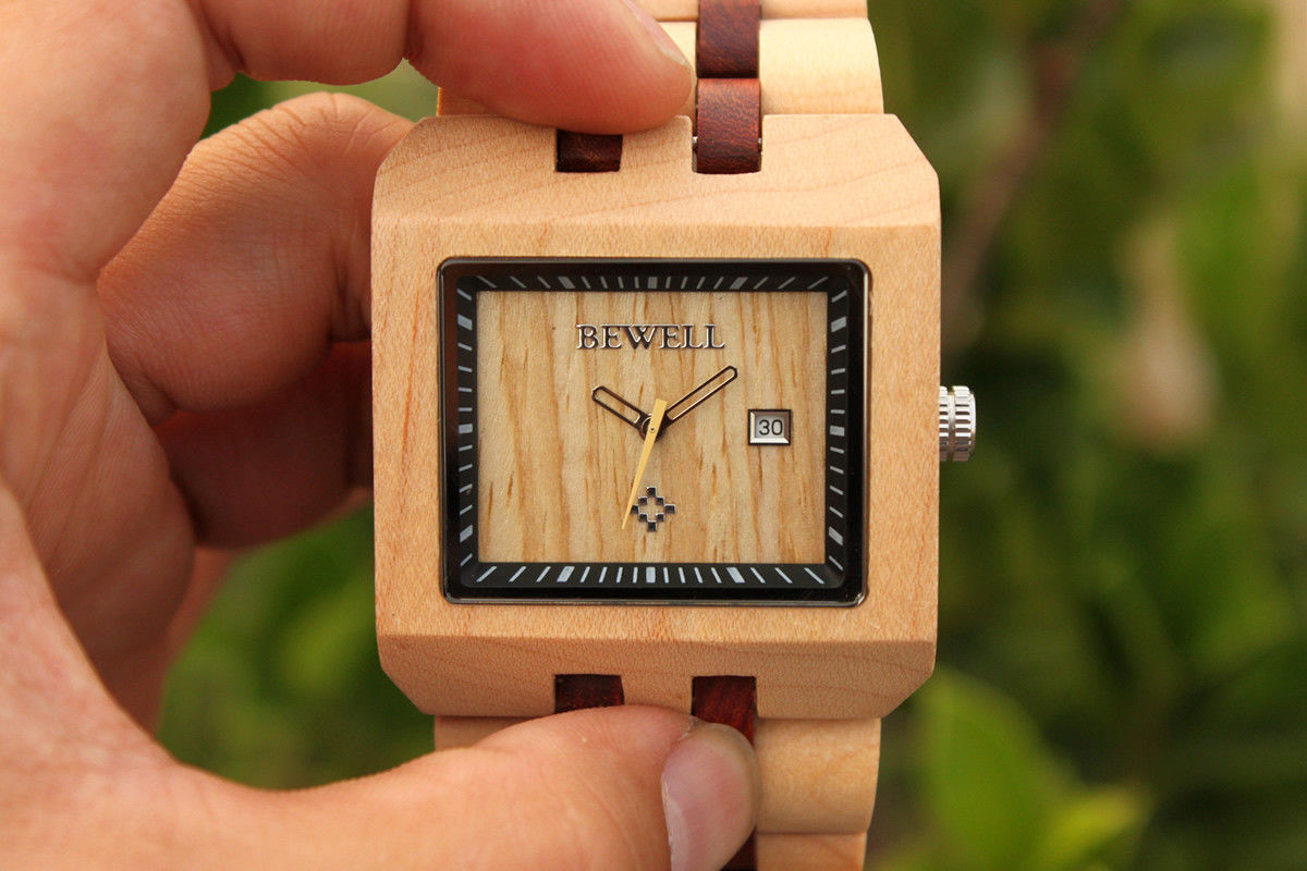 wood/product/Uranus beige red hand2